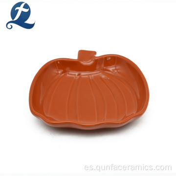 Plato de hojas de cerámica de calabaza personalizado